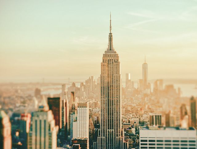 New York City - Skyline Dreamscape par Vivienne Gucwa sur Flickr